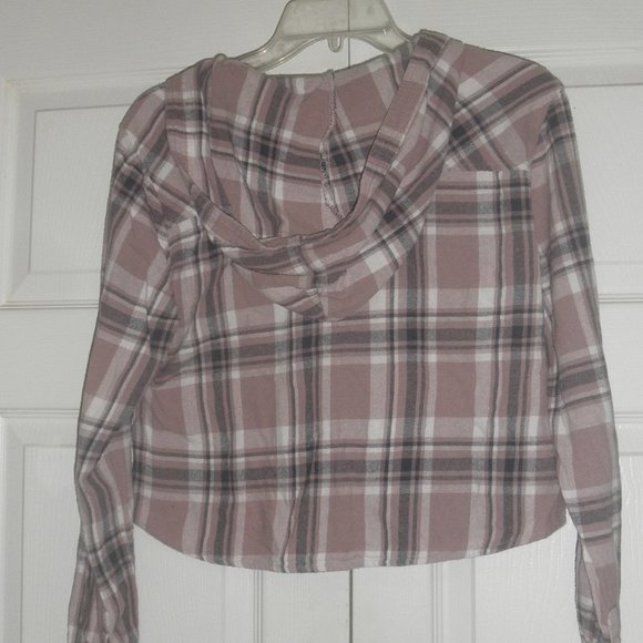 Cropped Flannel Lace Up Hoodie - Picture 2 of 3